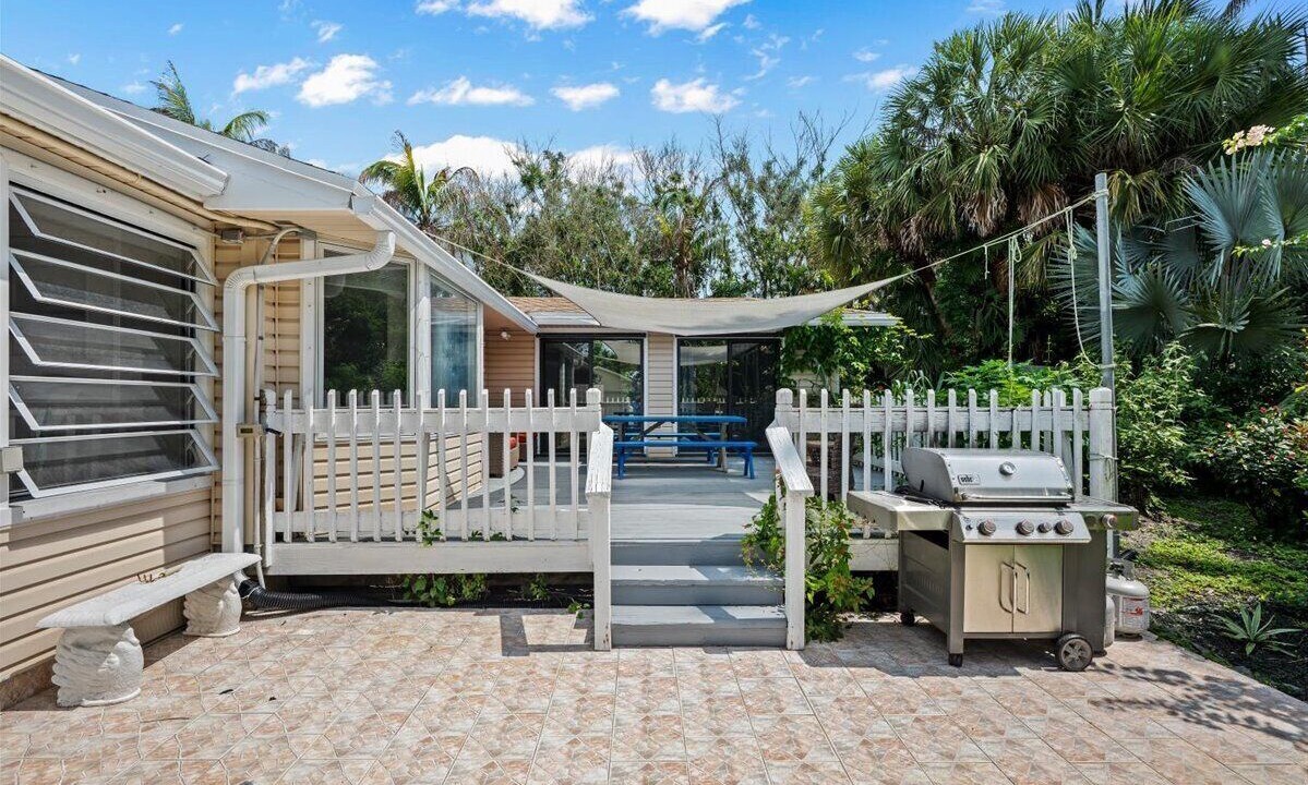 Photo of Patio Balcony in Jupiter Farms