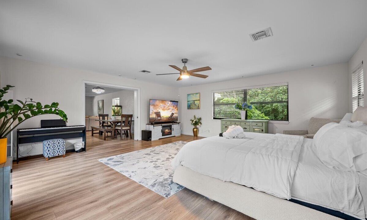 Photo of Bedroom in Jupiter Farms