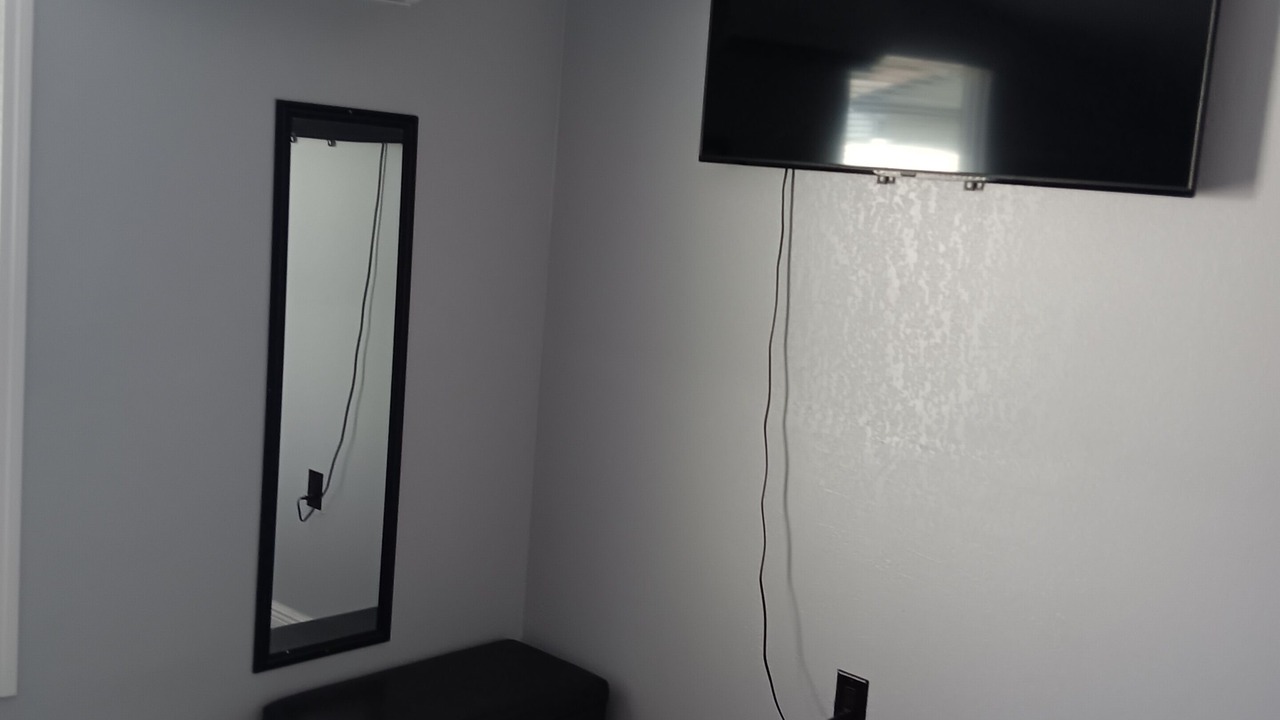 Photo of Bedroom in Pinecrest West Park