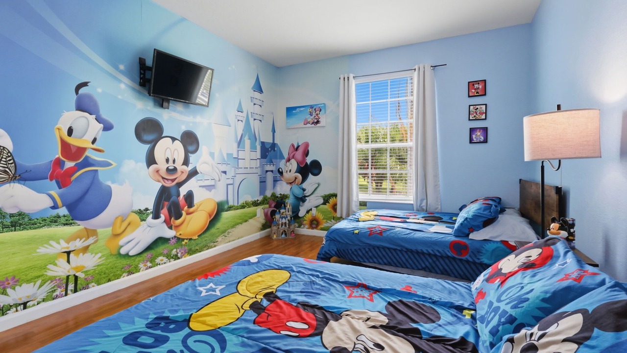 Photo of Bedroom in Windsor Palms