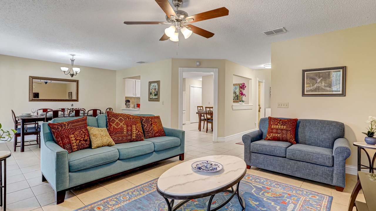 Photo of Livingroom in Sunbeam