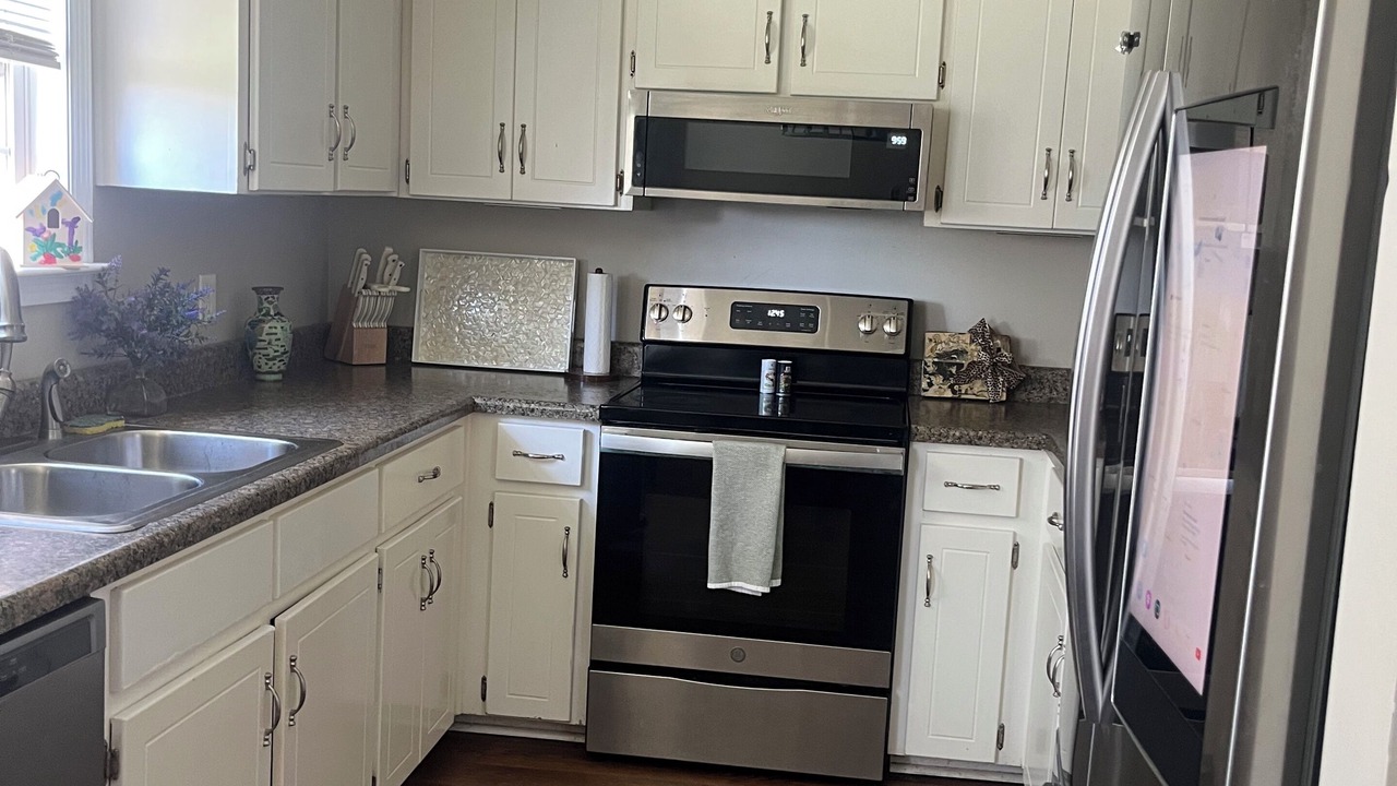 Photo of Kitchen in Midland City