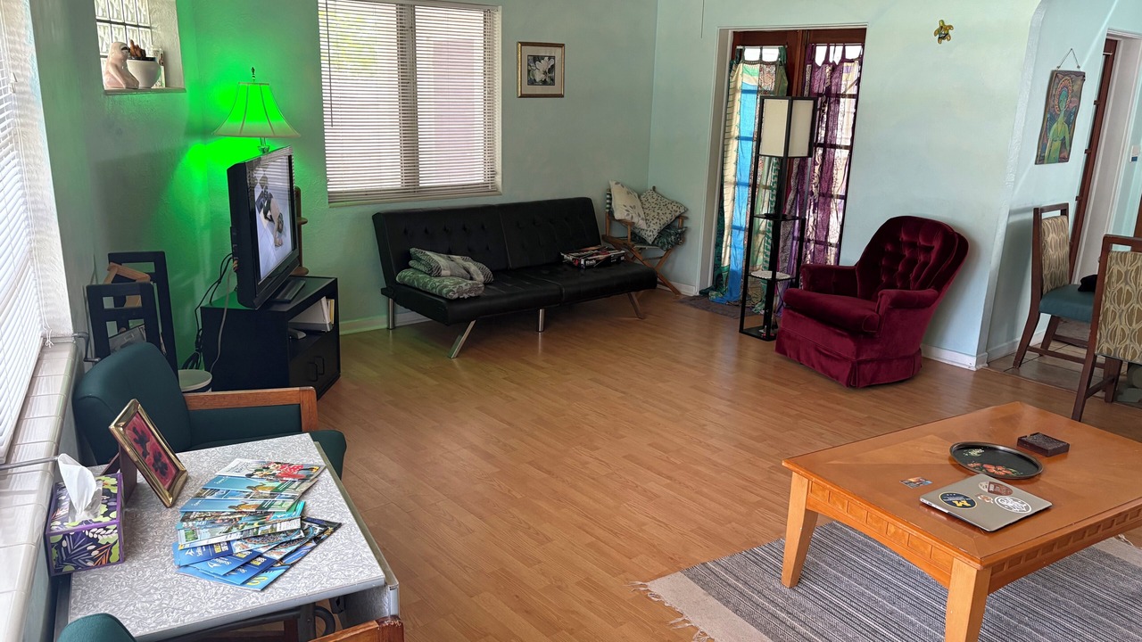 Photo of Livingroom in DeLand