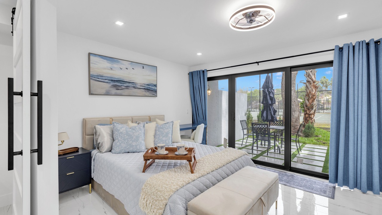 Photo of Bedroom in Deerfield Beach