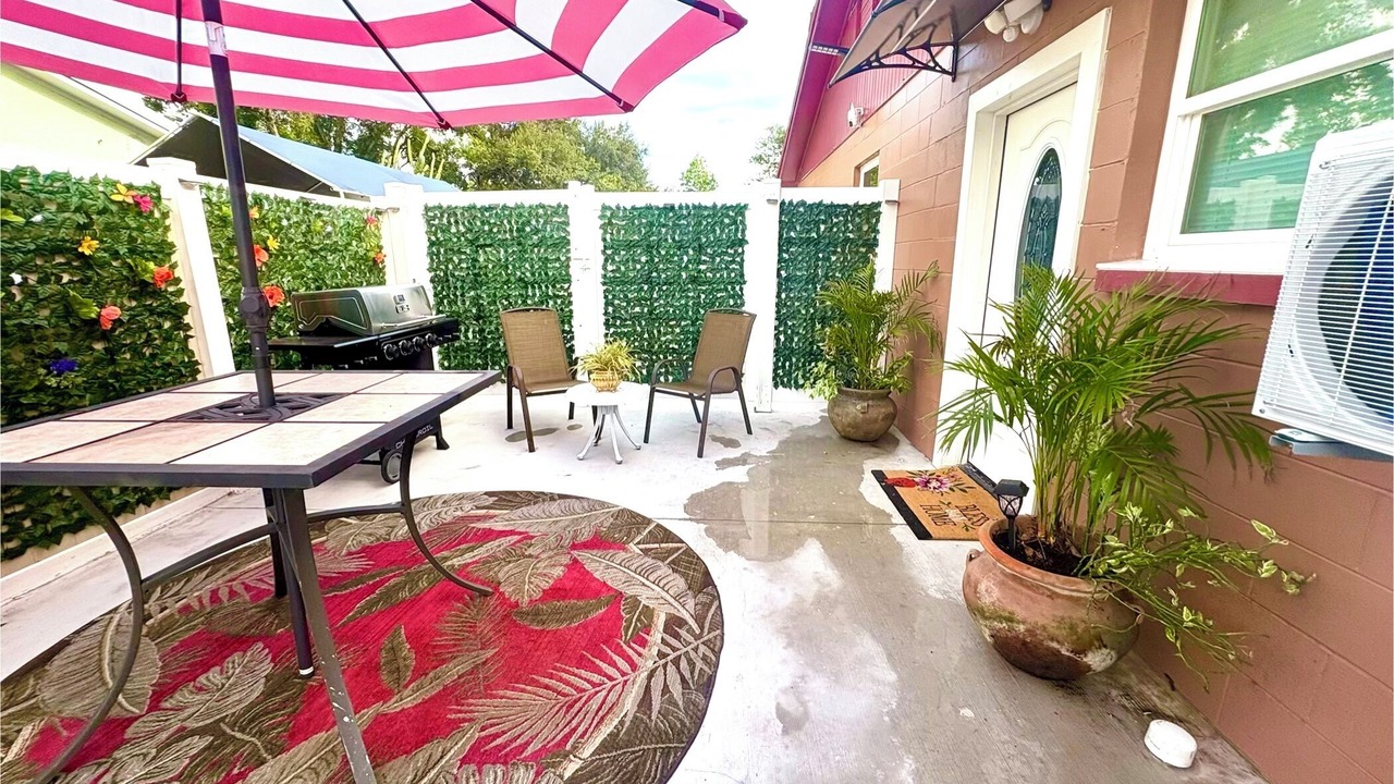 Photo of Outdoor in Carrollwood