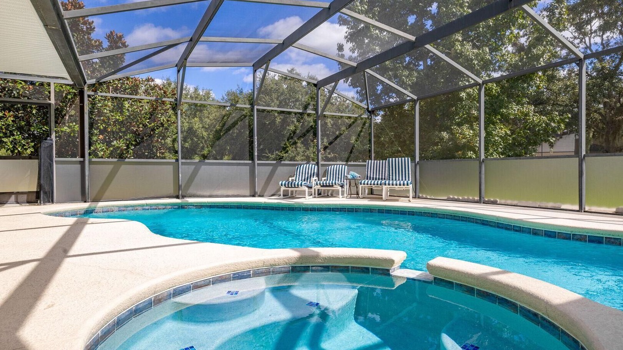 Photo of Outdoor in Orange Tree