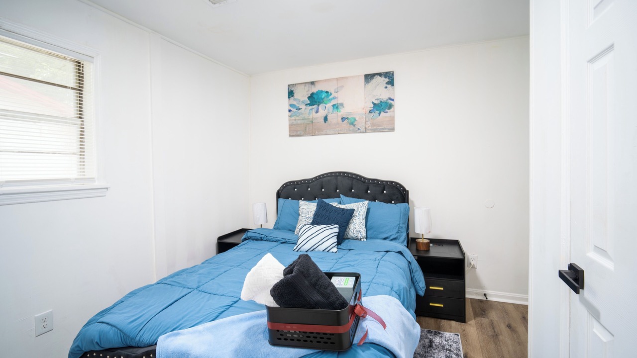 Photo of Bedroom in State College