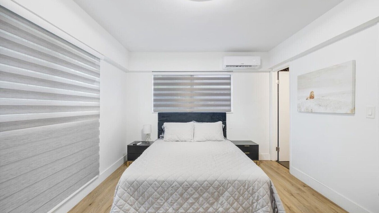Photo of Bedroom in West Hollywood