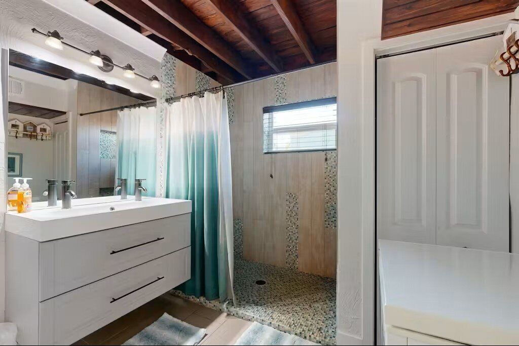 Photo of Bathroom in Little Venice