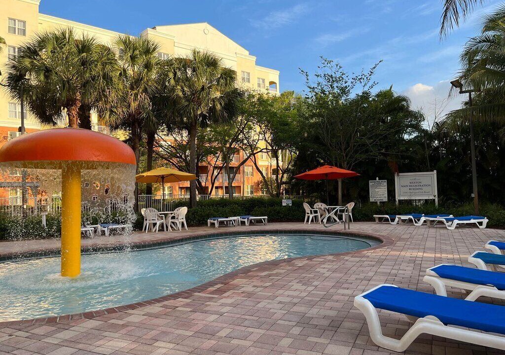 Photo of Outdoor in Weston