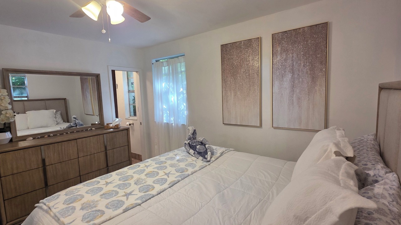 Photo of Bedroom in Lake Magdalene