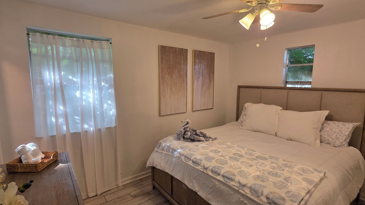 Photo of Bedroom in Lake Magdalene