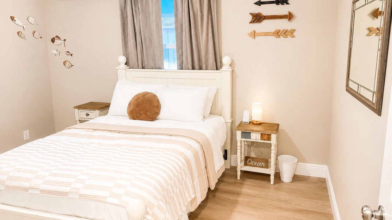 Photo of Bedroom in Hudson