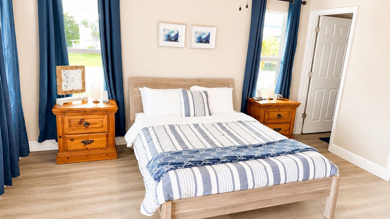 Photo of Bedroom in Hudson