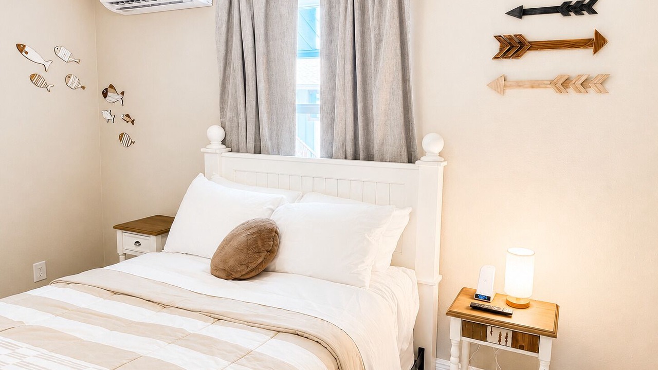 Photo of Bedroom in Hudson