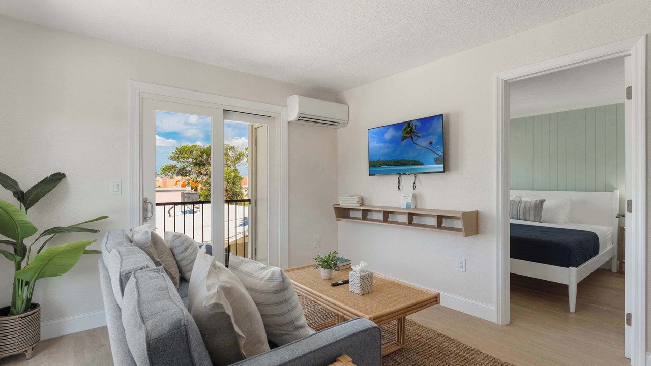 Photo of Livingroom in Parsuns To Cocoa Beach