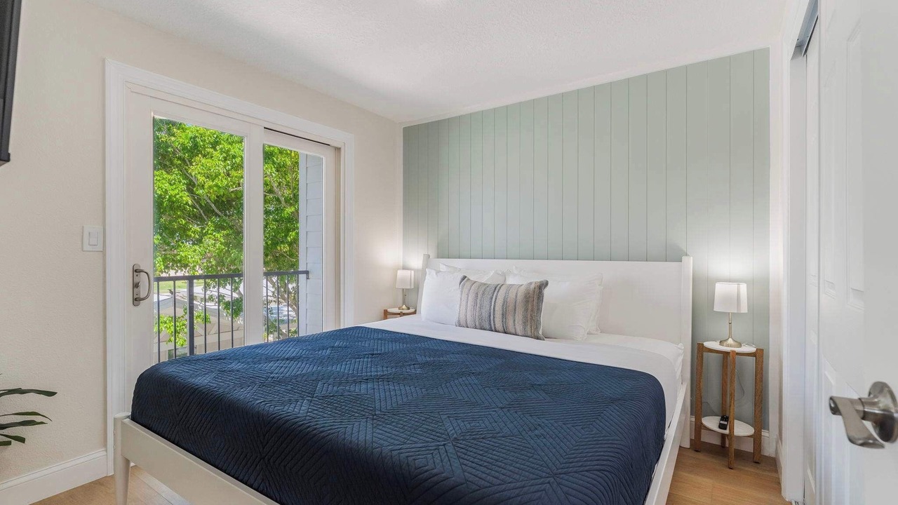 Photo of Bedroom in Parsuns To Cocoa Beach