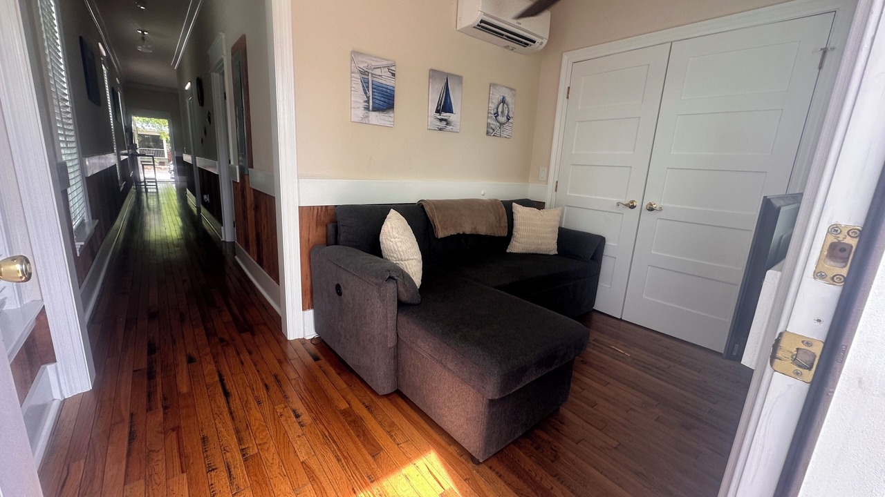 Photo of Livingroom in Historic Downtown Apalachicola