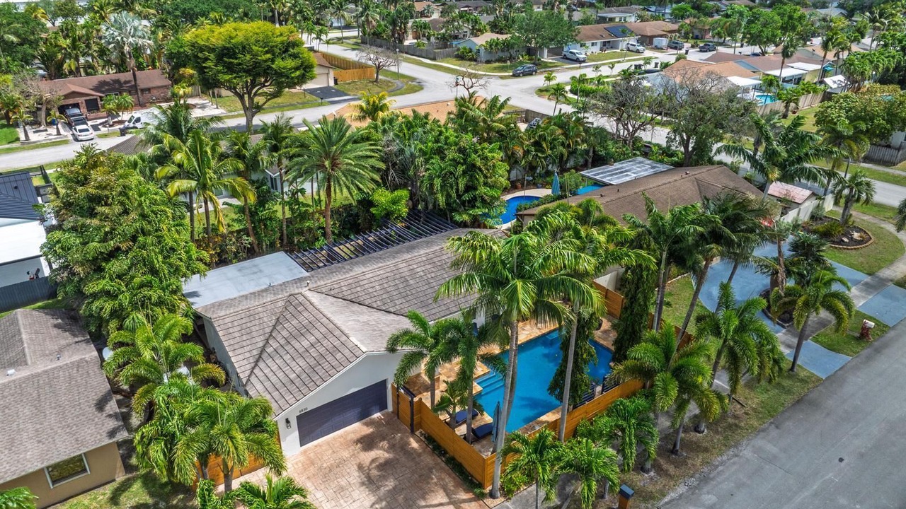 Photo of Outdoor in Palm Aire Village East