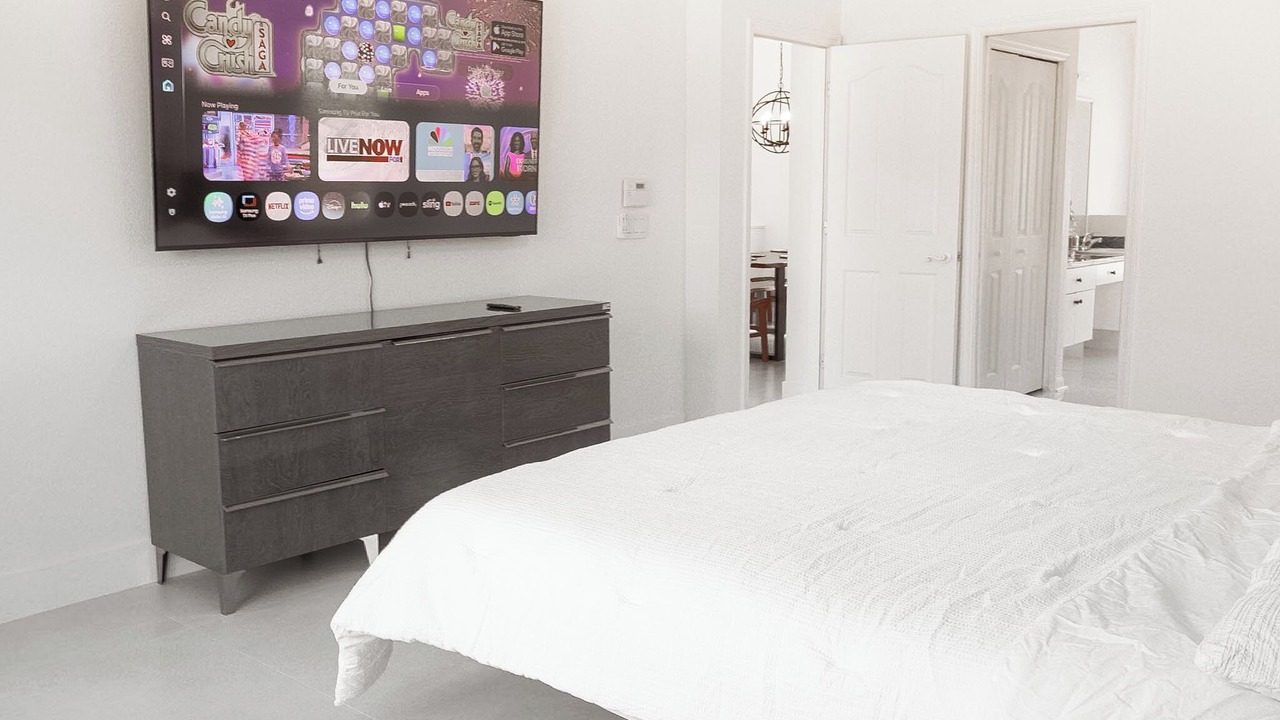 Photo of Bedroom in Brooksville