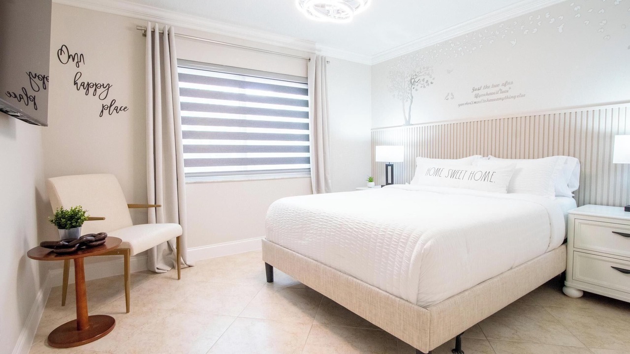 Photo of Bedroom in Longwood