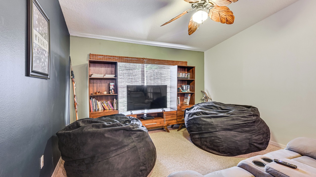 Photo of Livingroom in Dade City