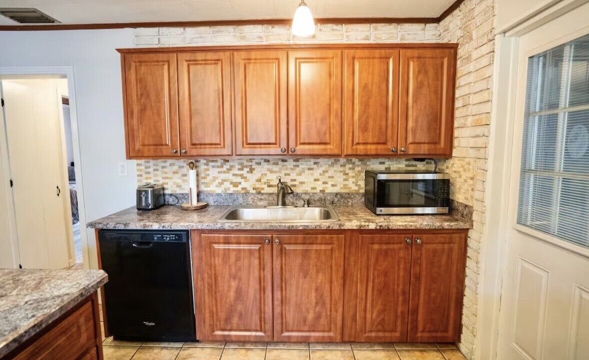 Photo of Kitchen in Minneola