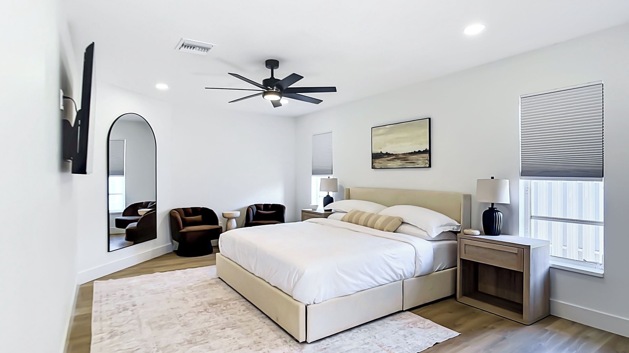 Photo of Bedroom in Englewood South