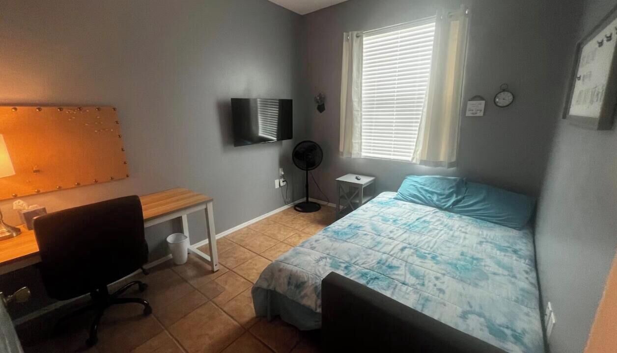 Photo of Bedroom in Regency Oaks