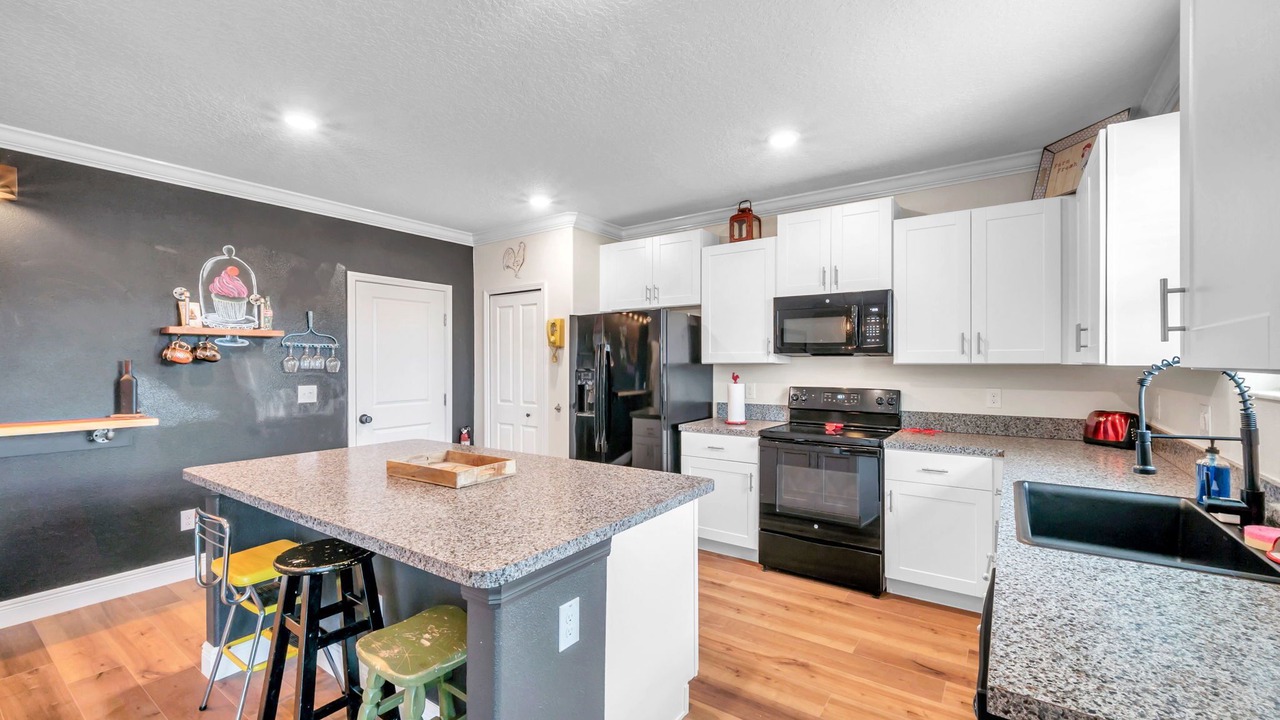 Photo of Kitchen in Elfers