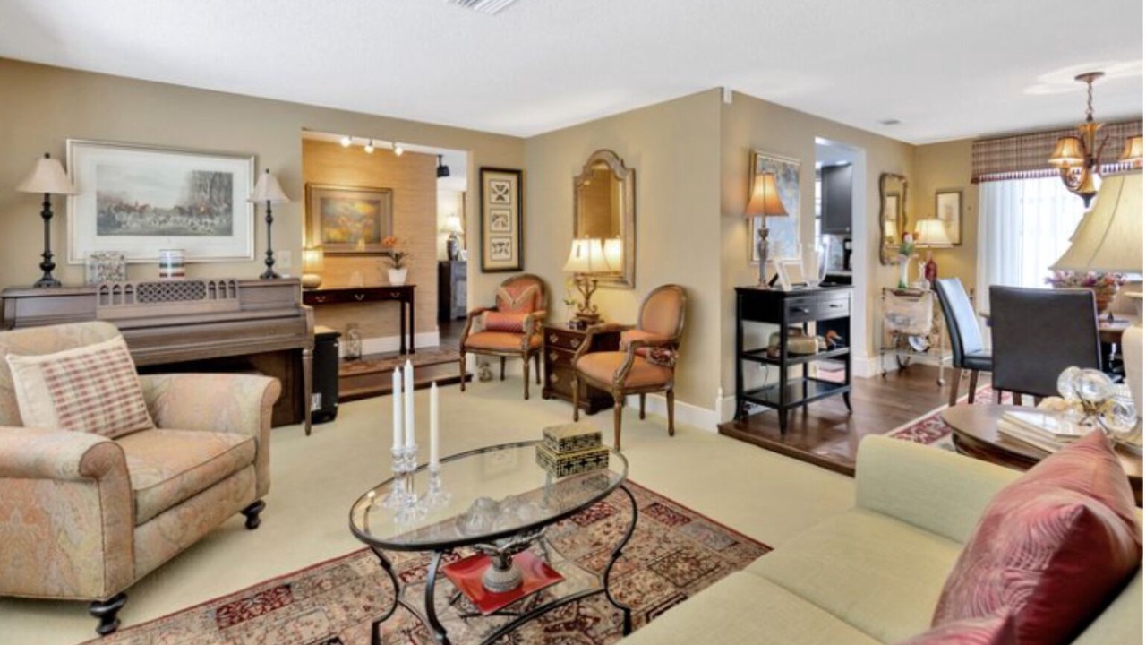 Photo of Livingroom in Ballast Point