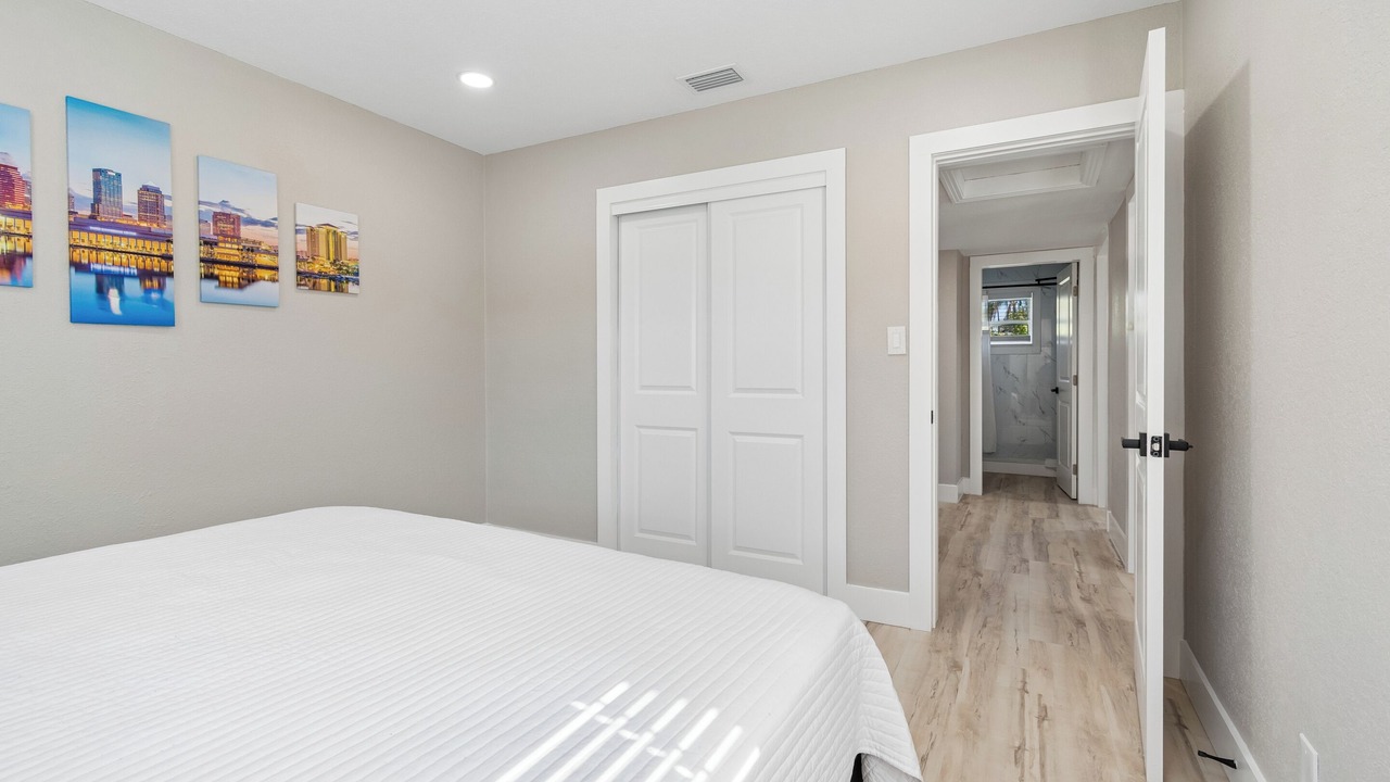 Photo of Bedroom in Beach Park