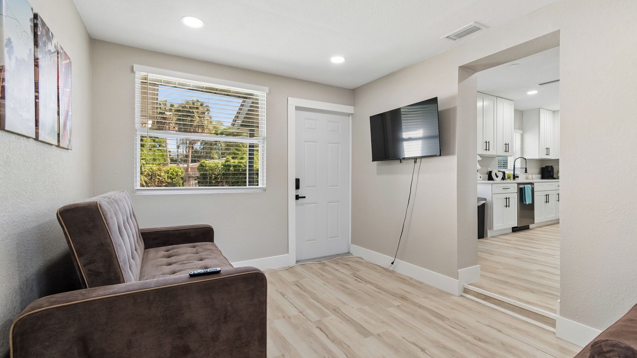 Photo of Livingroom in Beach Park