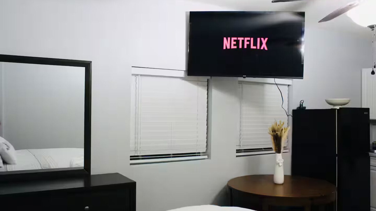 Photo of Bedroom in Crystal Lake