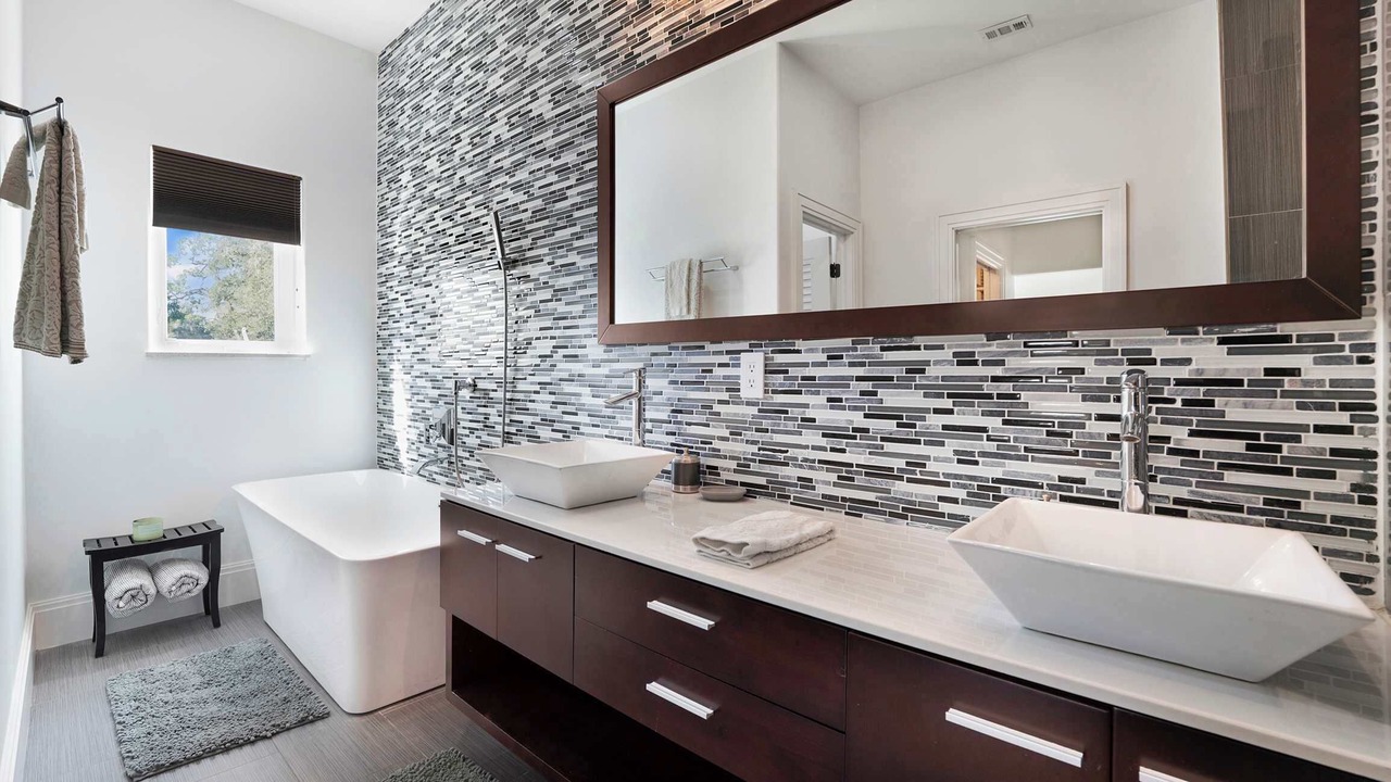 Photo of Bathroom in Bonita Springs
