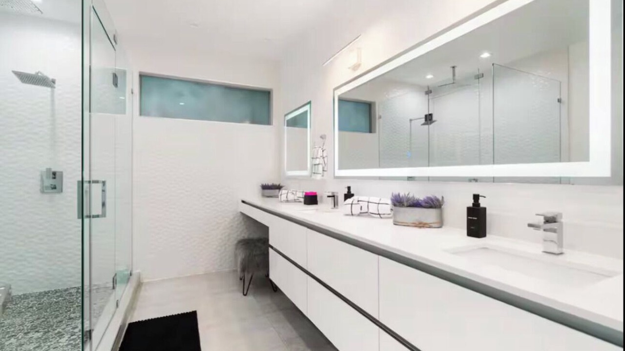 Photo of Bathroom in The Roads