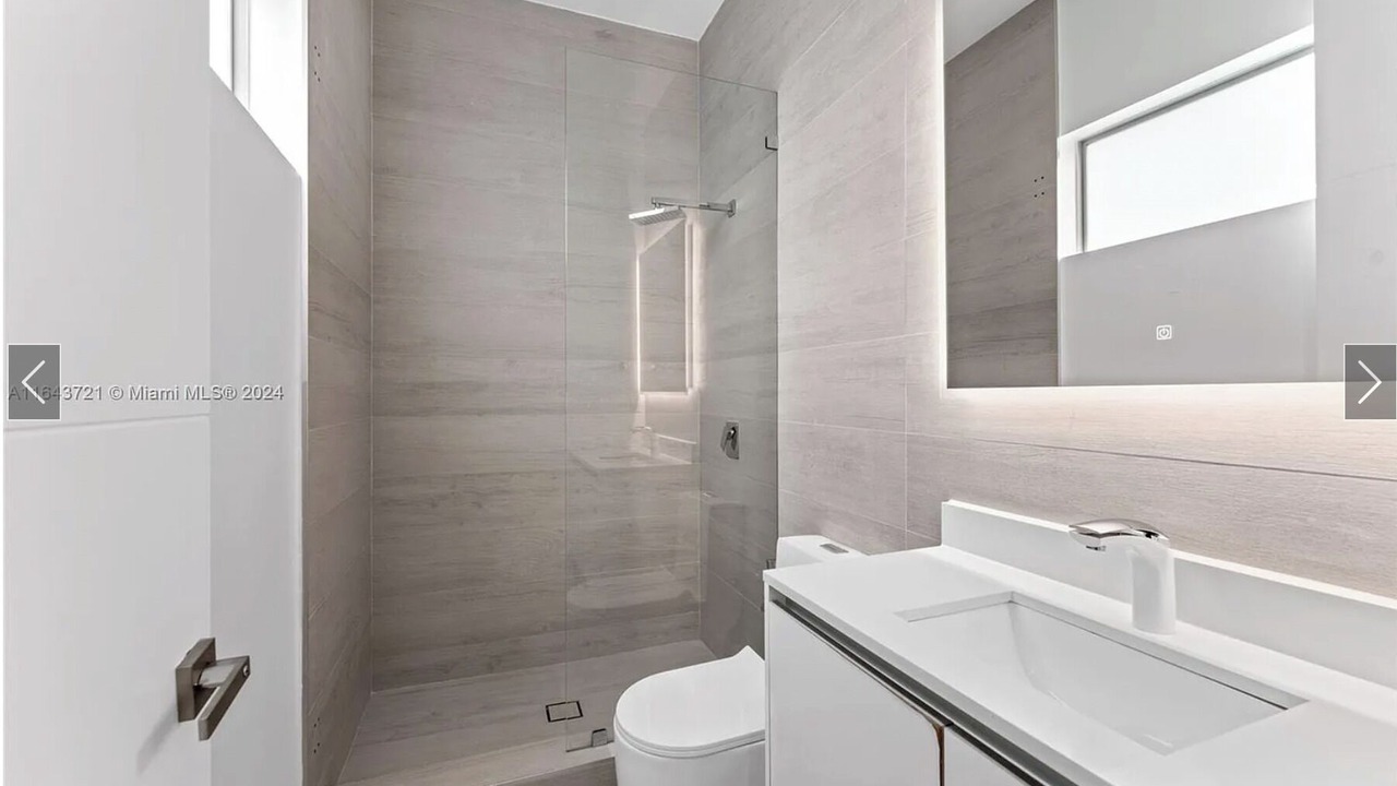 Photo of Bathroom in The Roads