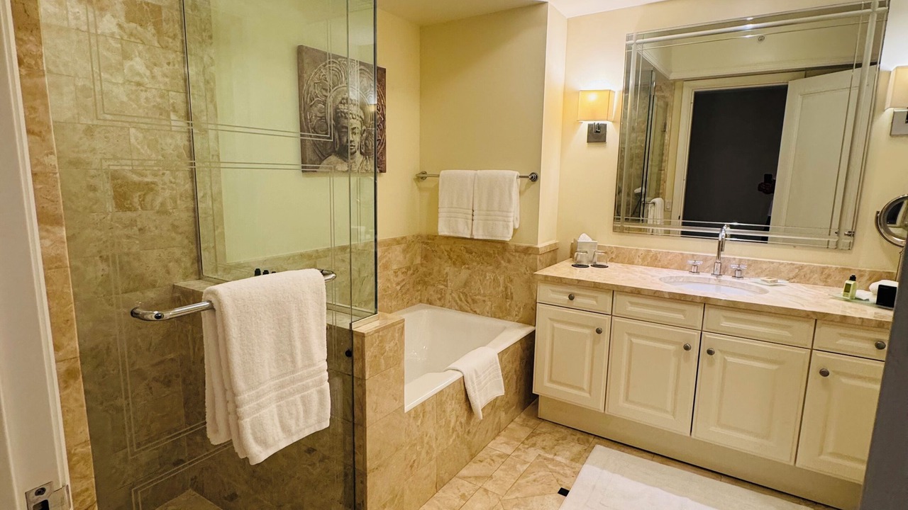 Photo of Bathroom in Brickell