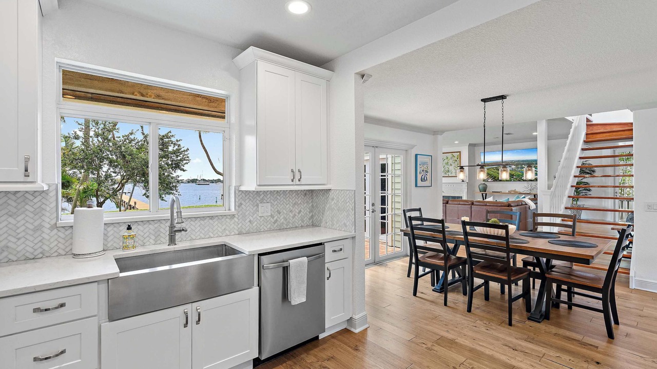 Photo of Kitchen in East Ocean Ave
