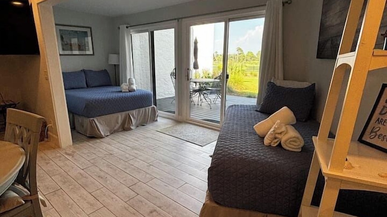 Photo of Bedroom in Upper Grand Lagoon