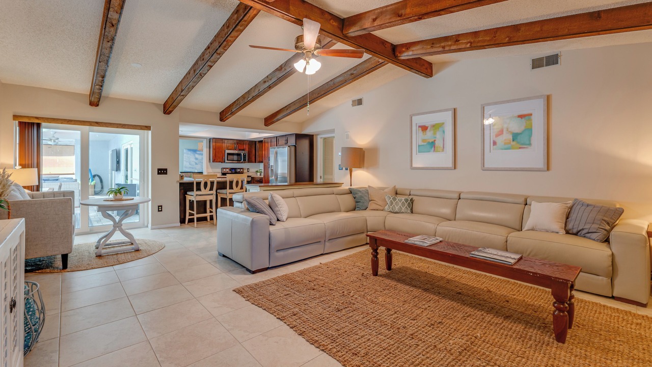 Photo of Livingroom in Safety Harbor