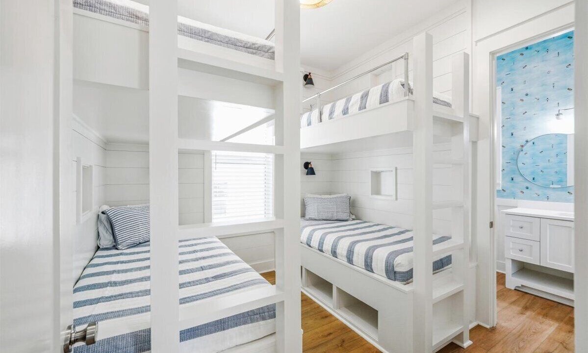 Photo of Bedroom in Mexico Beach