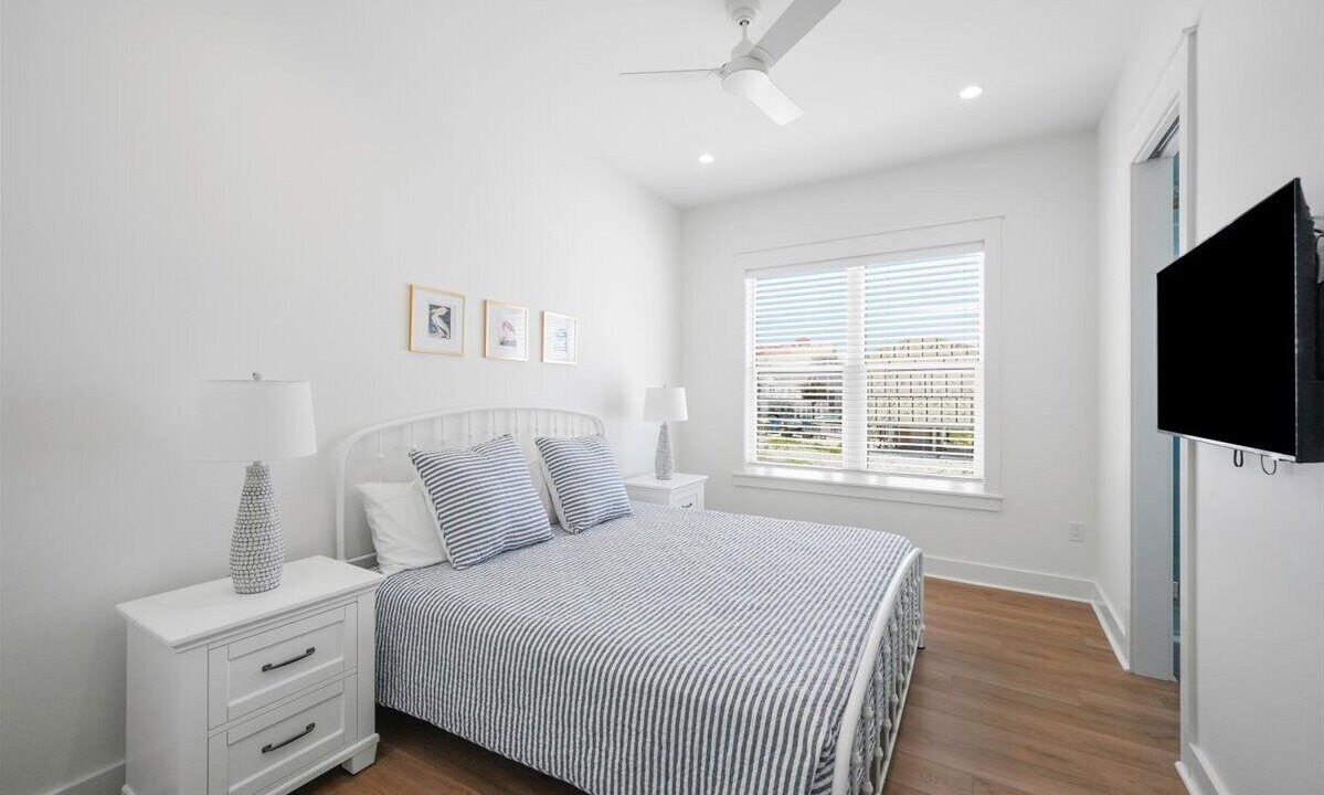 Photo of Bedroom in Mexico Beach