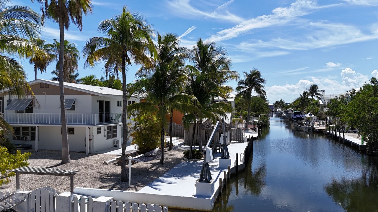 Photo of Outdoor in Breezeswept Beach Estates
