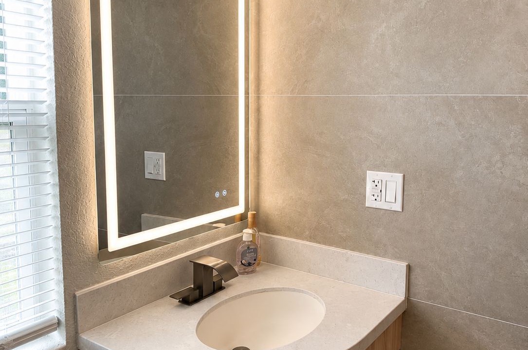 Photo of Bathroom in Buena Ventura Lakes