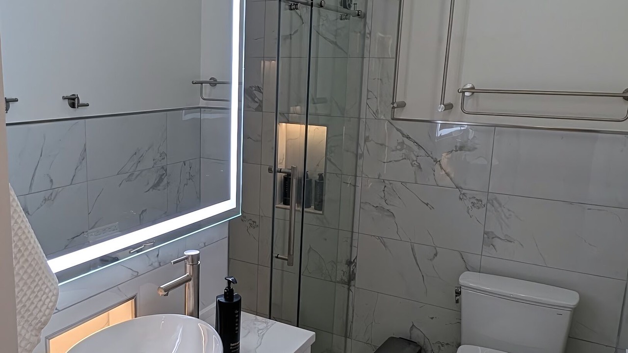 Photo of Bathroom in Hyde Park