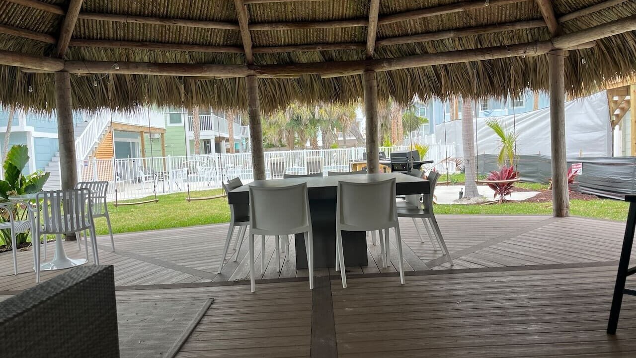 Photo of Outdoor in Mid Island