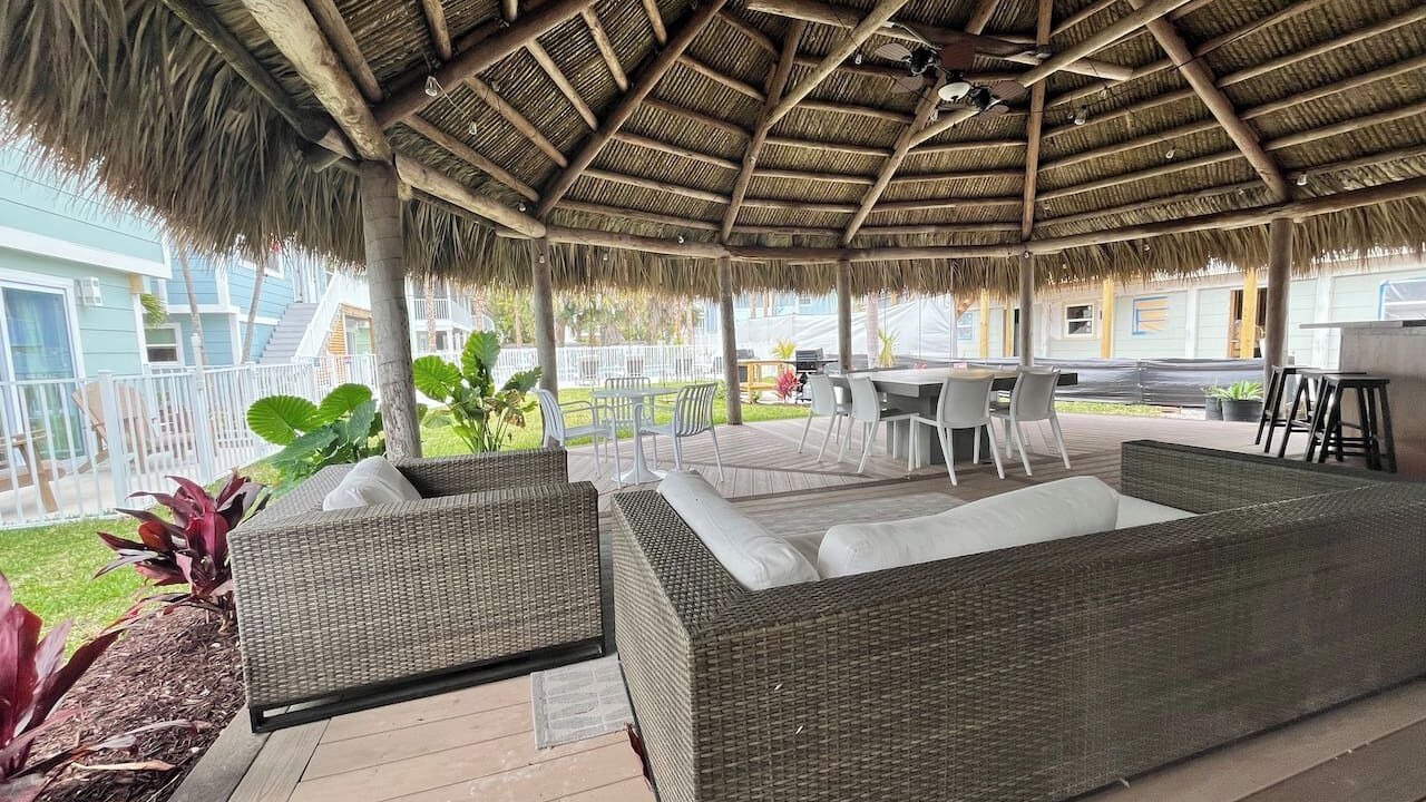 Photo of Outdoor in Mid Island