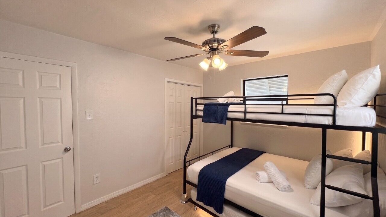 Photo of Bedroom in Miramar