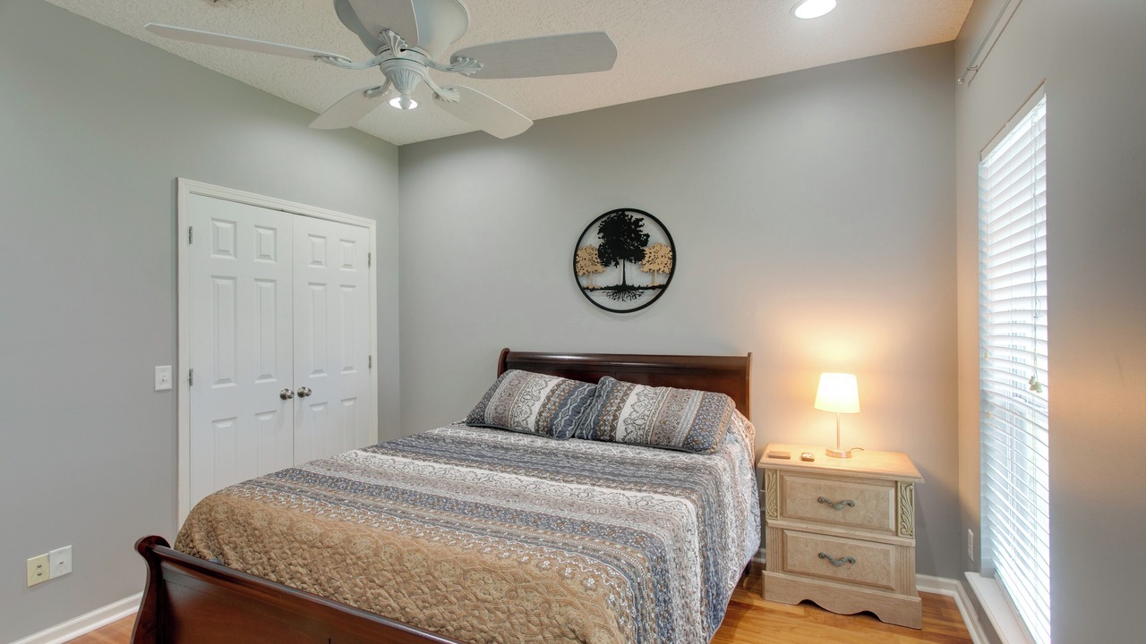 Photo of Bedroom in Douglas